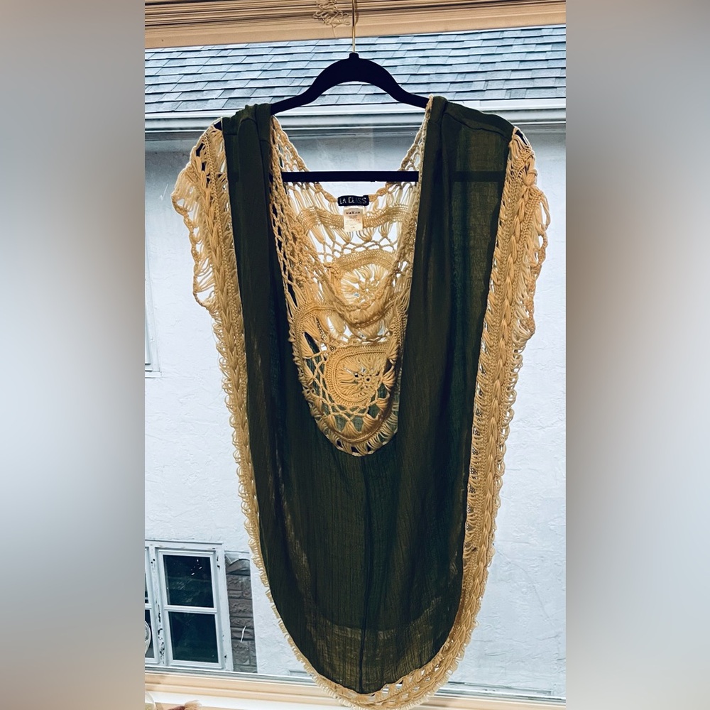 LA Class Swimsuit Coverup L/XL Bohemian Crochet Green and Cream